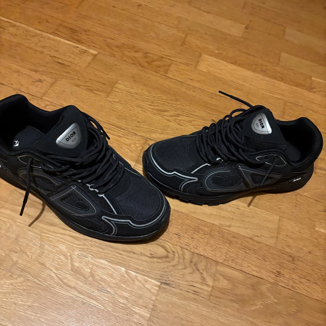 Svarta Dior sneakers med reflekterande detaljer - 3