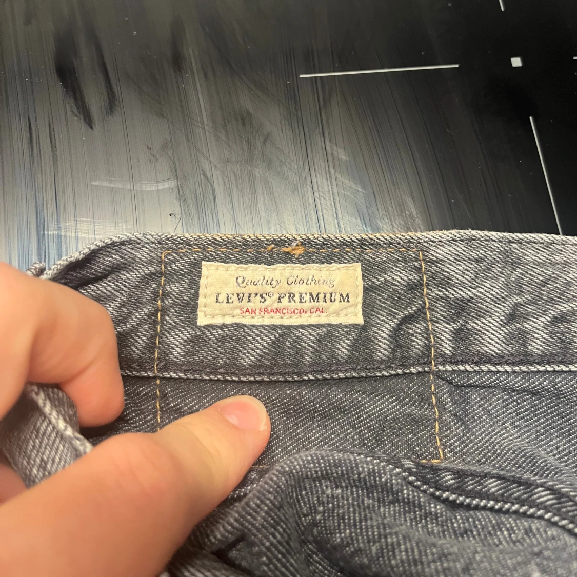 Levis 501 gråa - 4