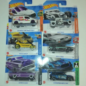 6 hotwheels th +en till som gåva  - 6 Hotwheels th 