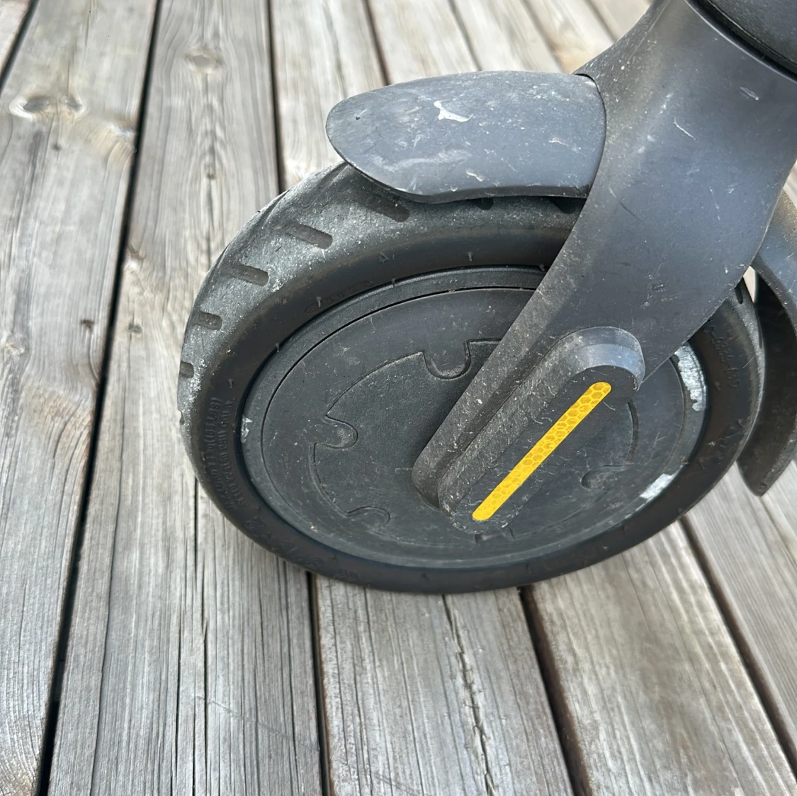 Xiaomi Mi Electric Scooter - 2