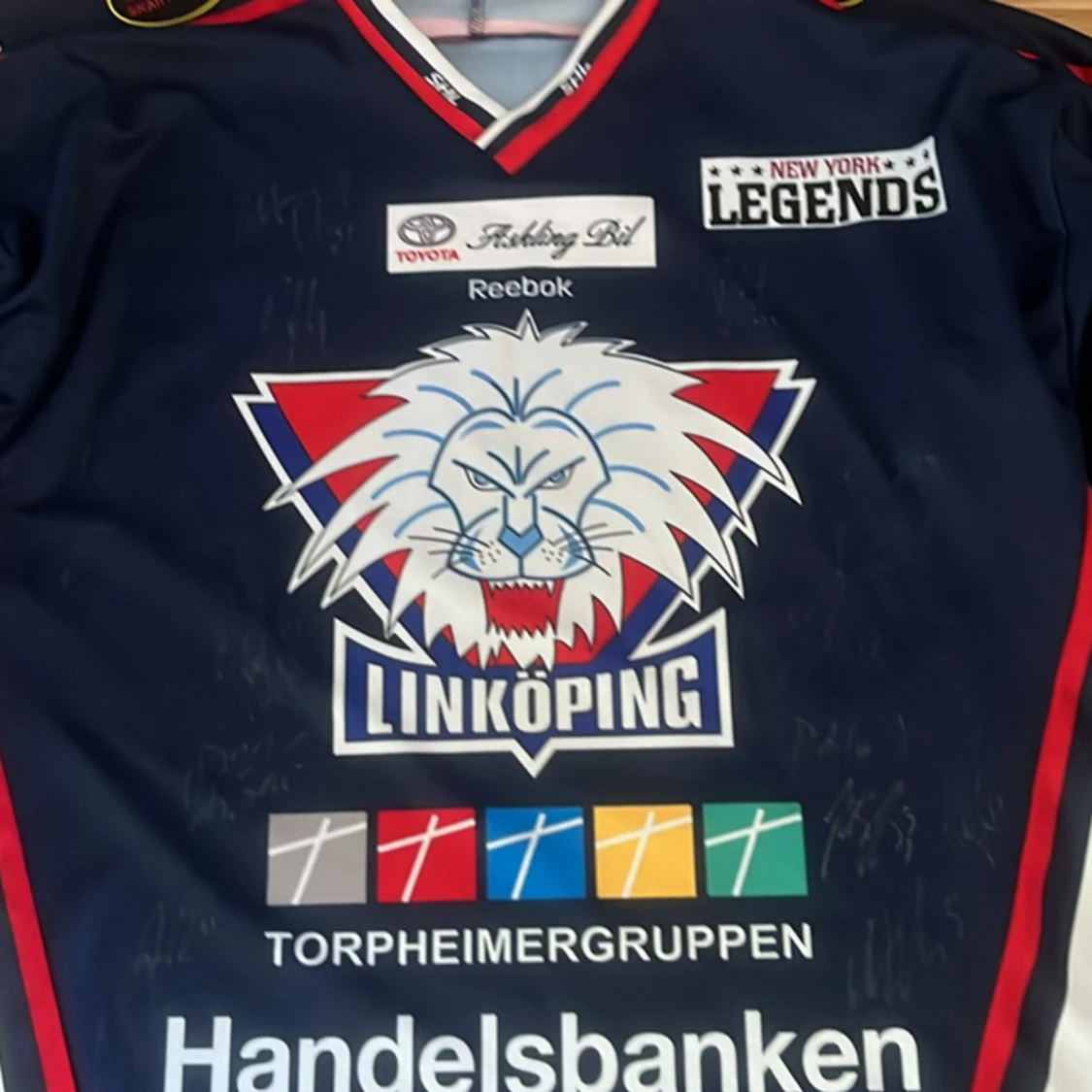 Signerad Linköping HC hockeytröja Reebok