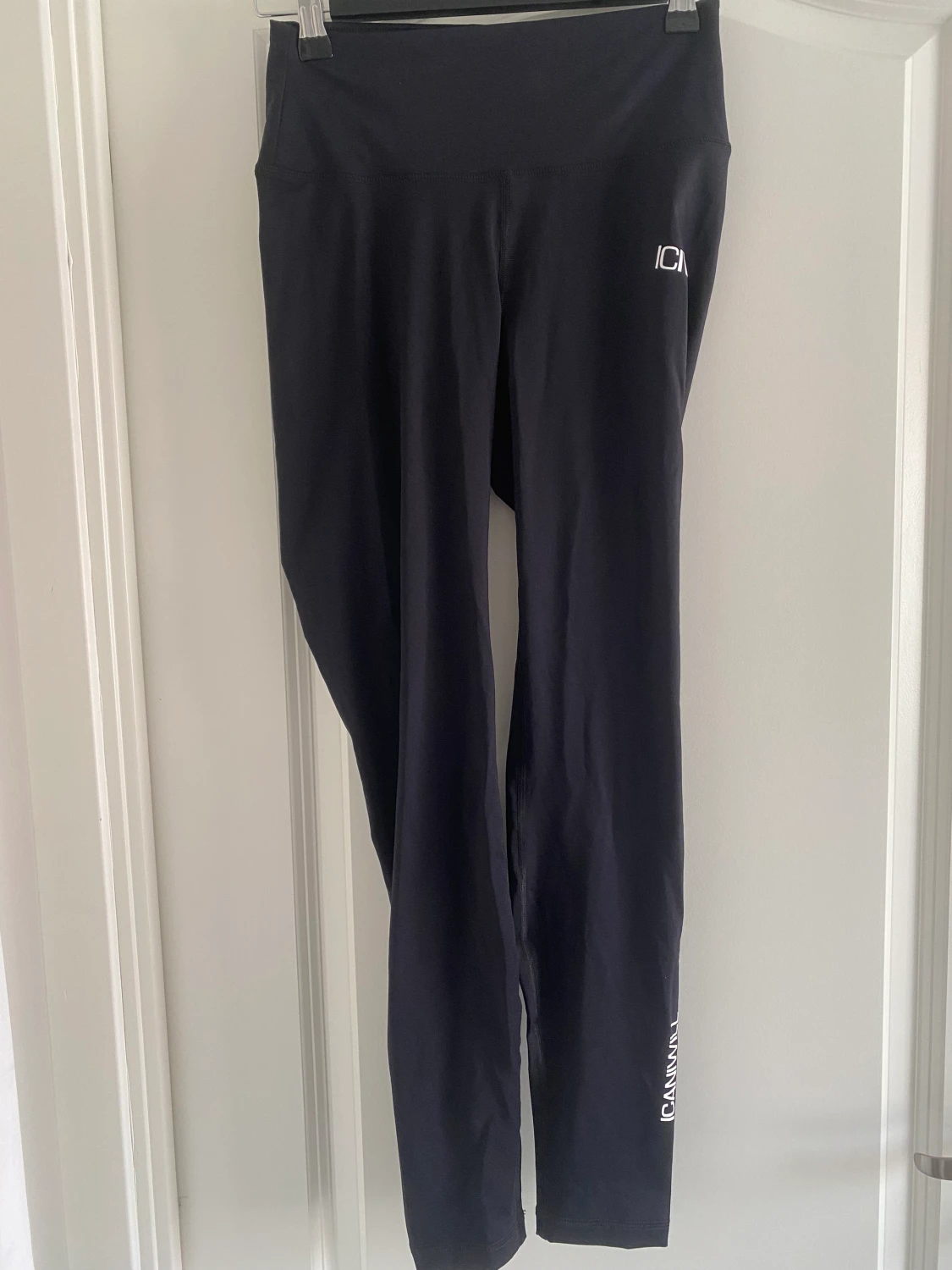 ICIW träningsbyxor storlek S oanvända - 90