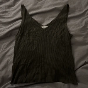 Grön topp - Grönt söt topp Står inte för frakten 