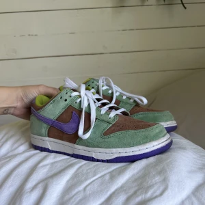 Nike dunk low veener deep purple  - Cond 8,5/10, finns lila snören med