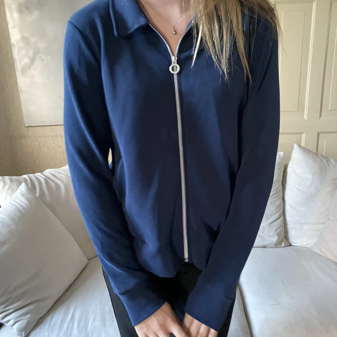 Blå ziptröja