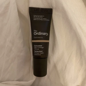 the ordinary Concealer - Säljer denna oanvända concealern ifrån the ordinary. Se färg på bild 3💓🙌