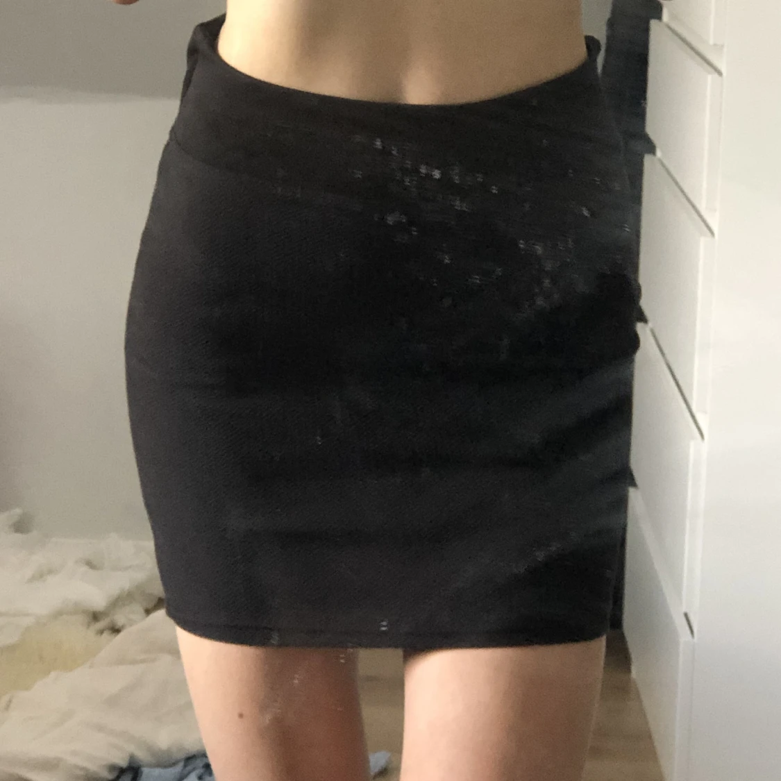 svart miniskirt 