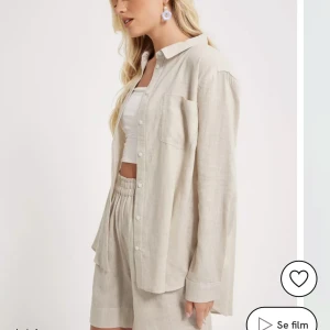 Beige linnen skjorta  - Ny skjorta som ej kommer till användning 