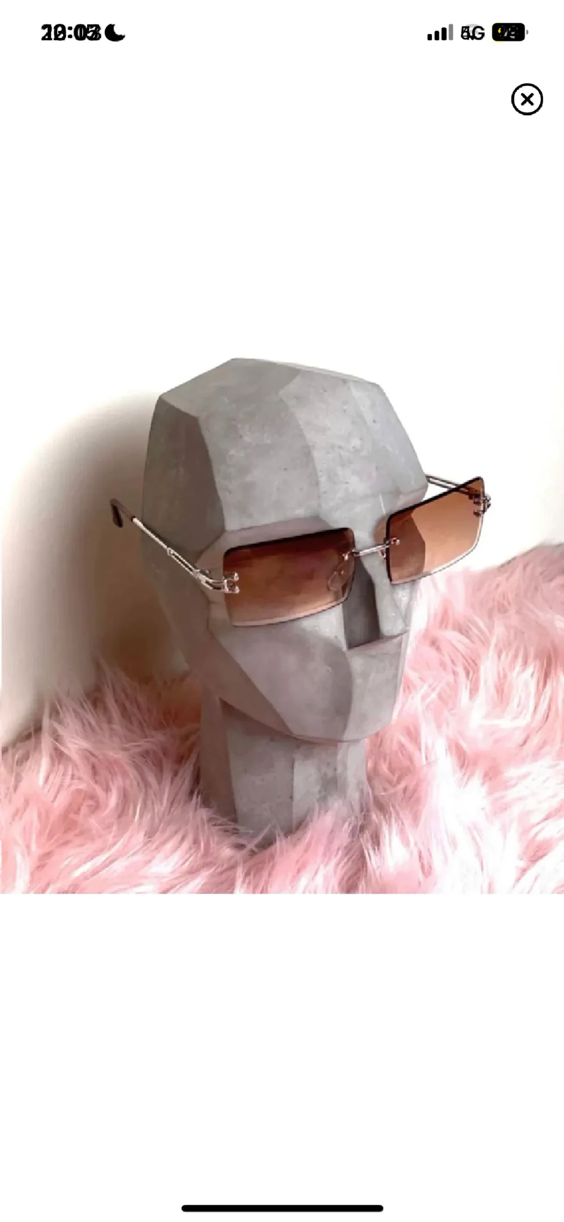 Snygga solglasögon!  - 90