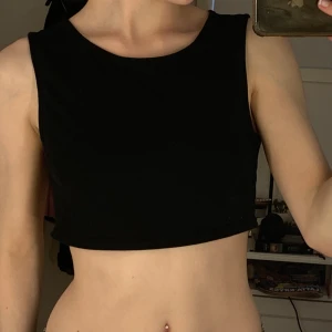 Linne - Basic svart topp!!🫶🏼