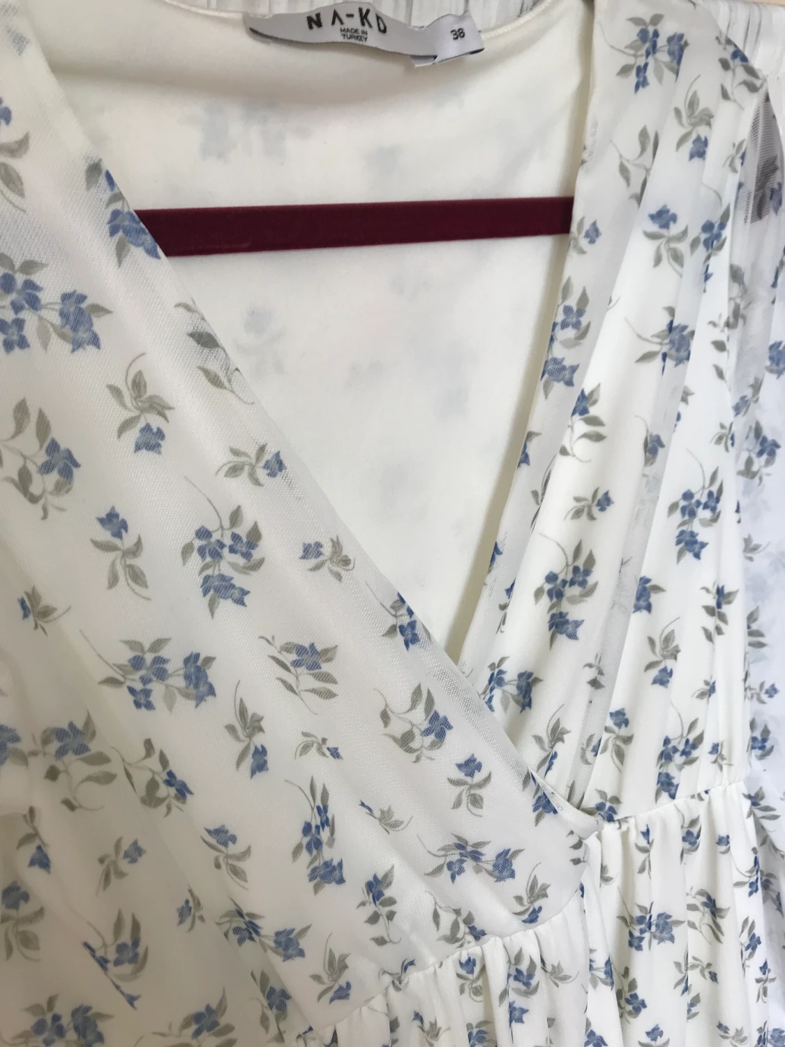 Blommig sommarklänning - 90