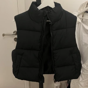 Väst  - Väst från lager 157 aldrig använd.  