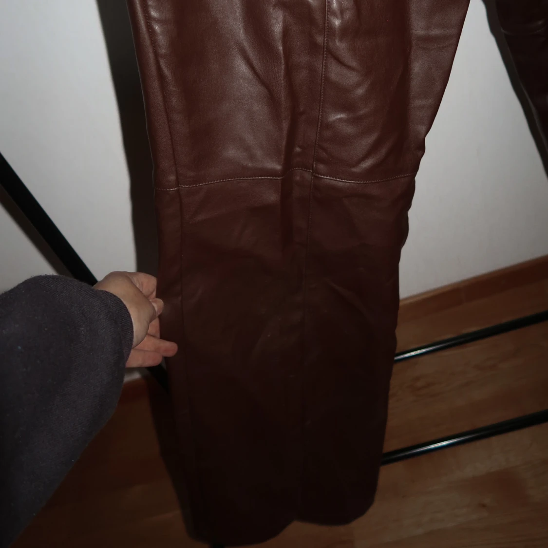 Bruna skinnbyxor - 27