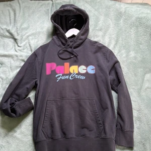 Palace hoddie - Palace hoddie Storlek S