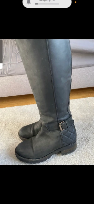 Rockblue skor 36 - Jag säljer mina skor på grund av de passar inte mig längre. Storlek 37 pris diskuteras 