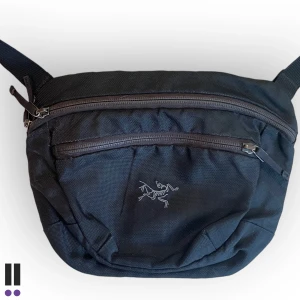 arcteryx axelväska - fet svart arcteryx axelväska. grymt skick, tveka inte på att ställa frågor