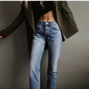 Mide rise jeans  - Säljer dessa jeans från zara då dom inte kommer till användning längre💓😍👌🏻🙌🏻💥