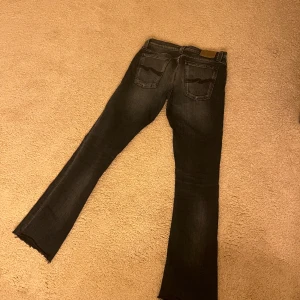 Nudie jeans booutcut  - Säljer dessa nudie jeans då de inte kommer till användning, super fina!