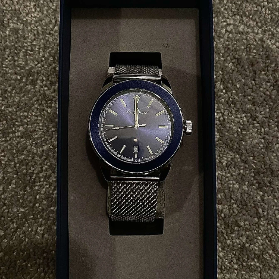 Studsgaard klocka mesh