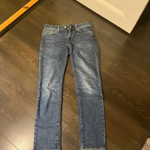 Levis 511 - Levis 511 i fint skick. Storlek W28 L32