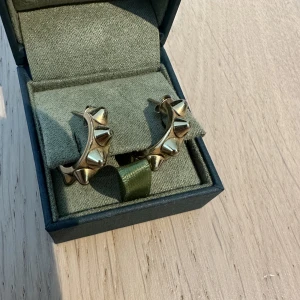 Edblad örhängen - Säljer dessa fina örhängen 