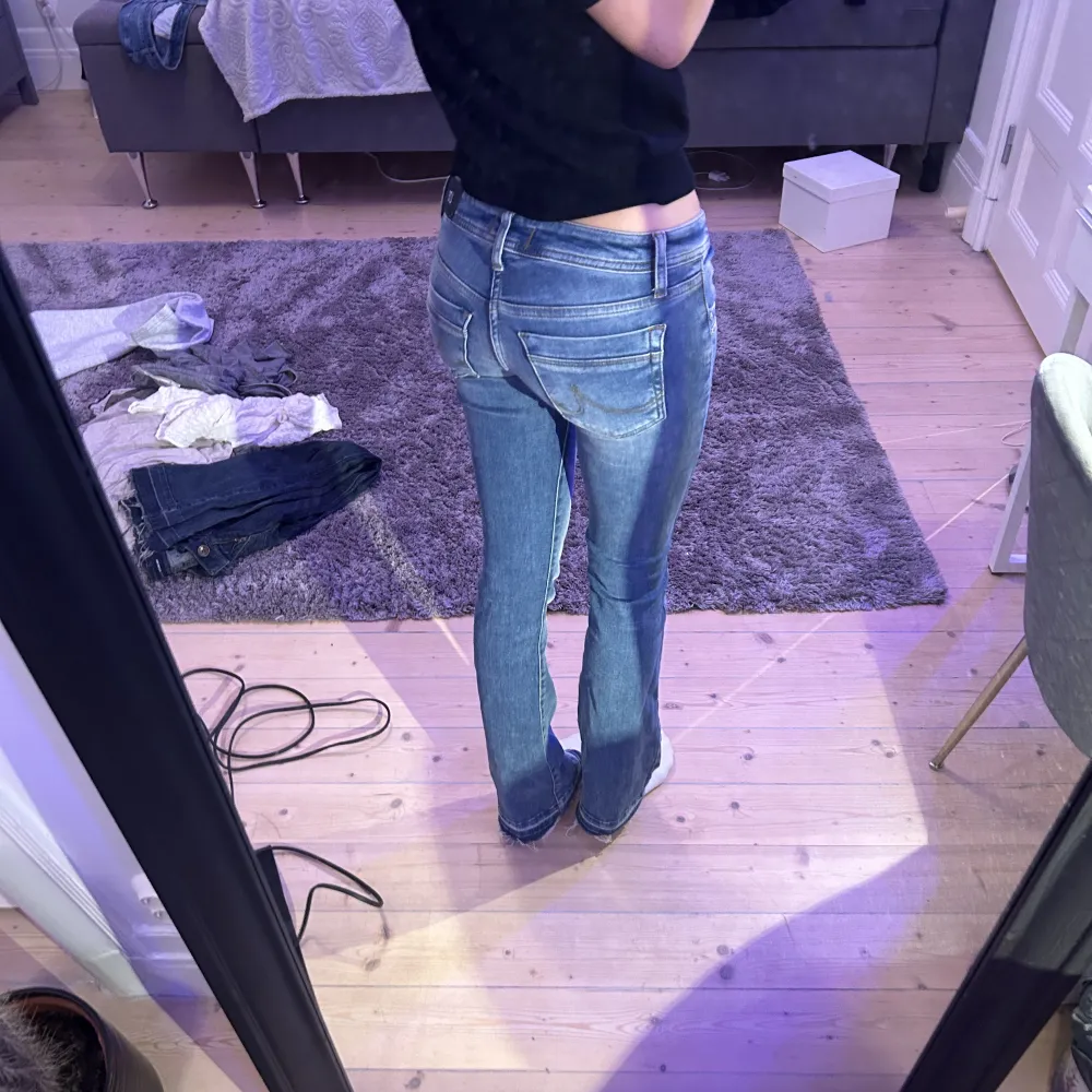 Aldrig använda LTB jeans❤️ Köpta för 999 kr, pris kan diskuteras . Jeans & Byxor.