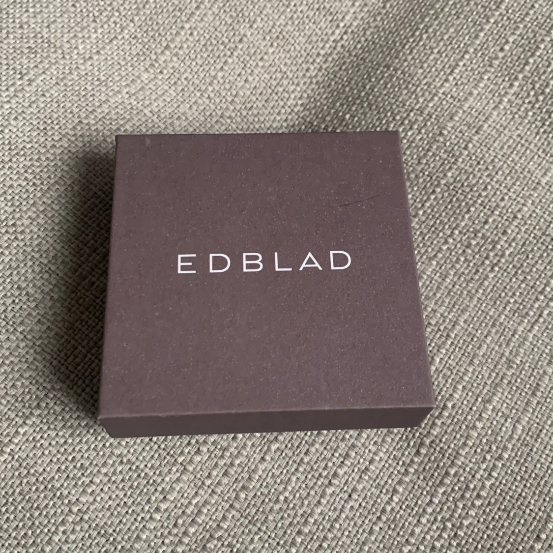 Edblad örhängen guld - 90