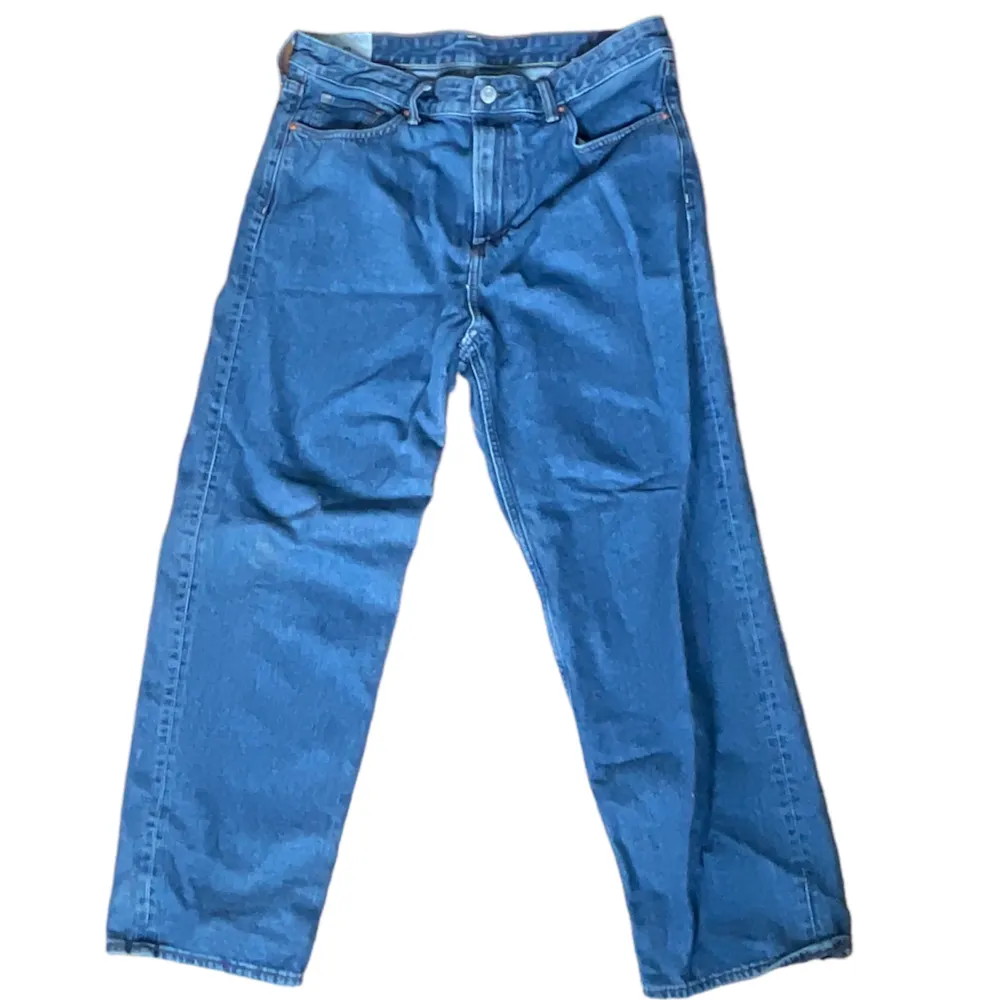 straight leg loose fit jeans . Jeans & Byxor.