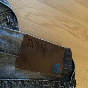 Guess jeans 🖤