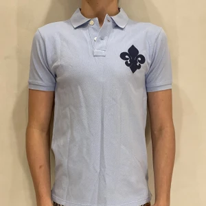 Morris Pike  - Hej! Säljer nu min piké från Morris i storlek S, fint skick. Tveka inte på att höra av dig om du har frågor eller funderingar kring varan!