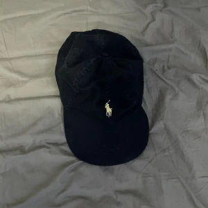 Ralph lauren keps - Skick 10/10 knappt använd, 