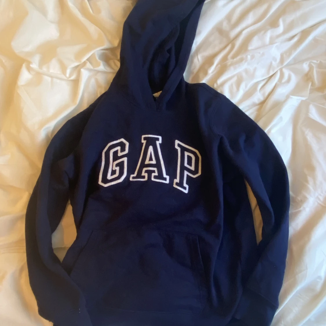 gap hoodie 