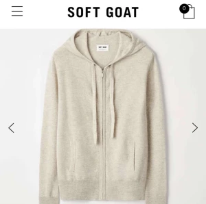 Soft goat - Säljer min fina zip hoodie då den inte kommer till andvändning, inga defekter eller fel🐣