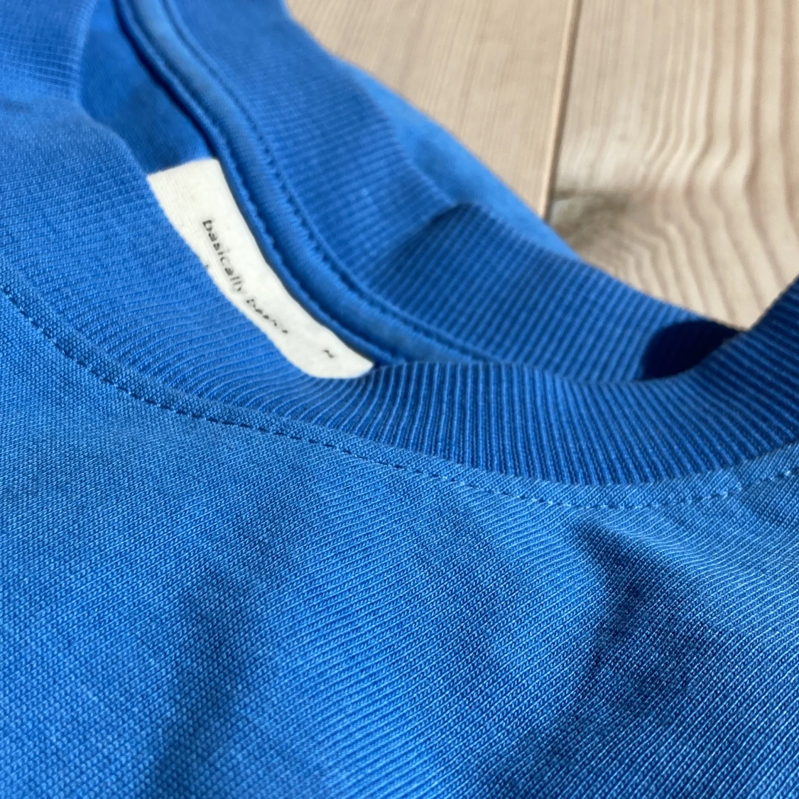 Blå tröja - 90