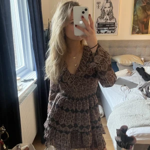 Klänning - Superfin somrig klänning från zara som inte kommer till användning!