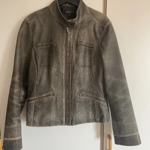 Vintage skinnjacka - Passar stl S-M! 