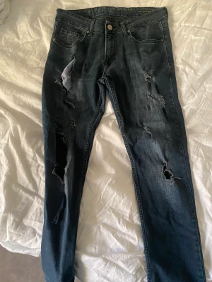 Philipp plein  - Philipp plein jeans som är kopior  Size:30  Kan mötas upp eller frakta:)