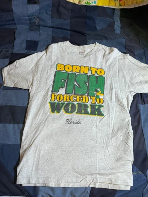 Vintage T-shirt made in usa - Dm vid frågor:)