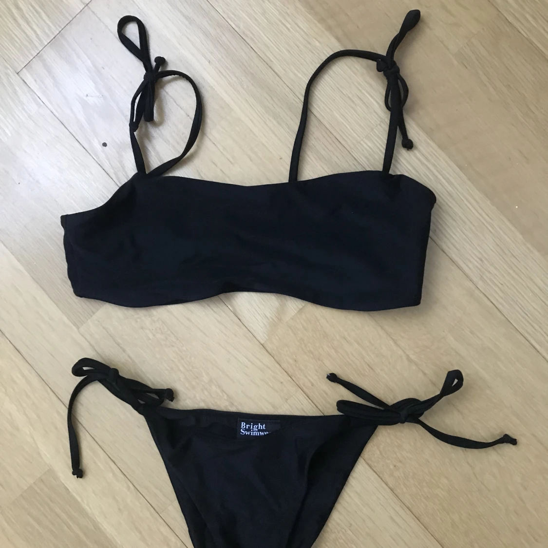 Svart bikini - 91