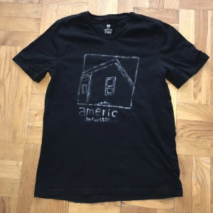 Americ anfootball diy t-shirt - Gjorde en egen Americ anfootball tröja när jag gick i 9an. Diy som faan hahaha