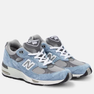 SÖKER NEW BALANCE 991 - Söker dessa i storlek 44. Helst denna färgen men andra kan även vara intressanta.