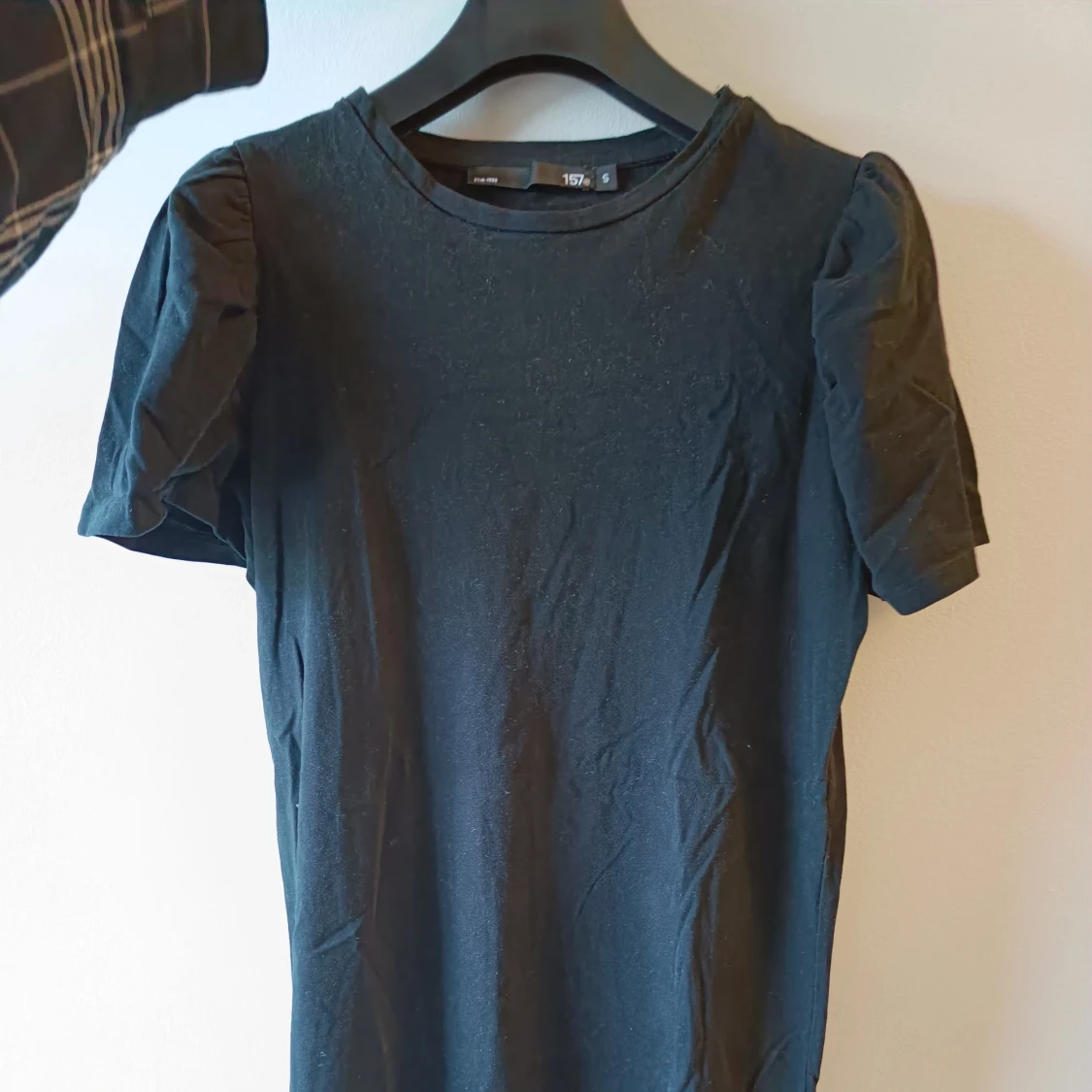 Kort klänning med puffärm