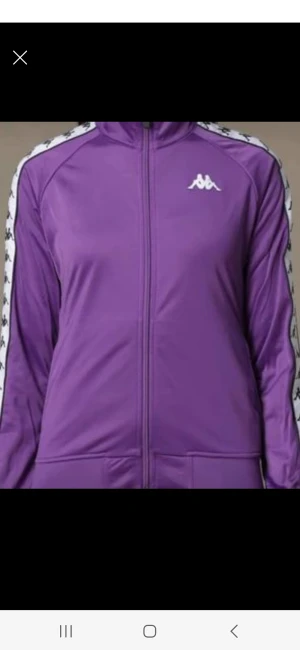 Tracksuit - Kappa tracksuit lila nytt skick, tröja xs, byxor m. 600kr styck eller båda för 1000kr.