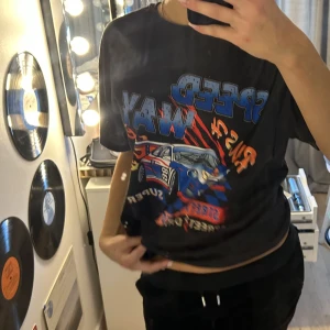 Tshirt  - Cool tshirt 