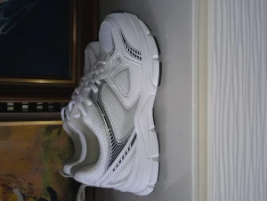 Sneakers  - helt sneakers endast testad 