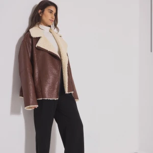 Bikerjacka - Säljer denna bikerjacka från nakd köpt för 1100 så säljer för 600, använd 1 gång så i nyskick!