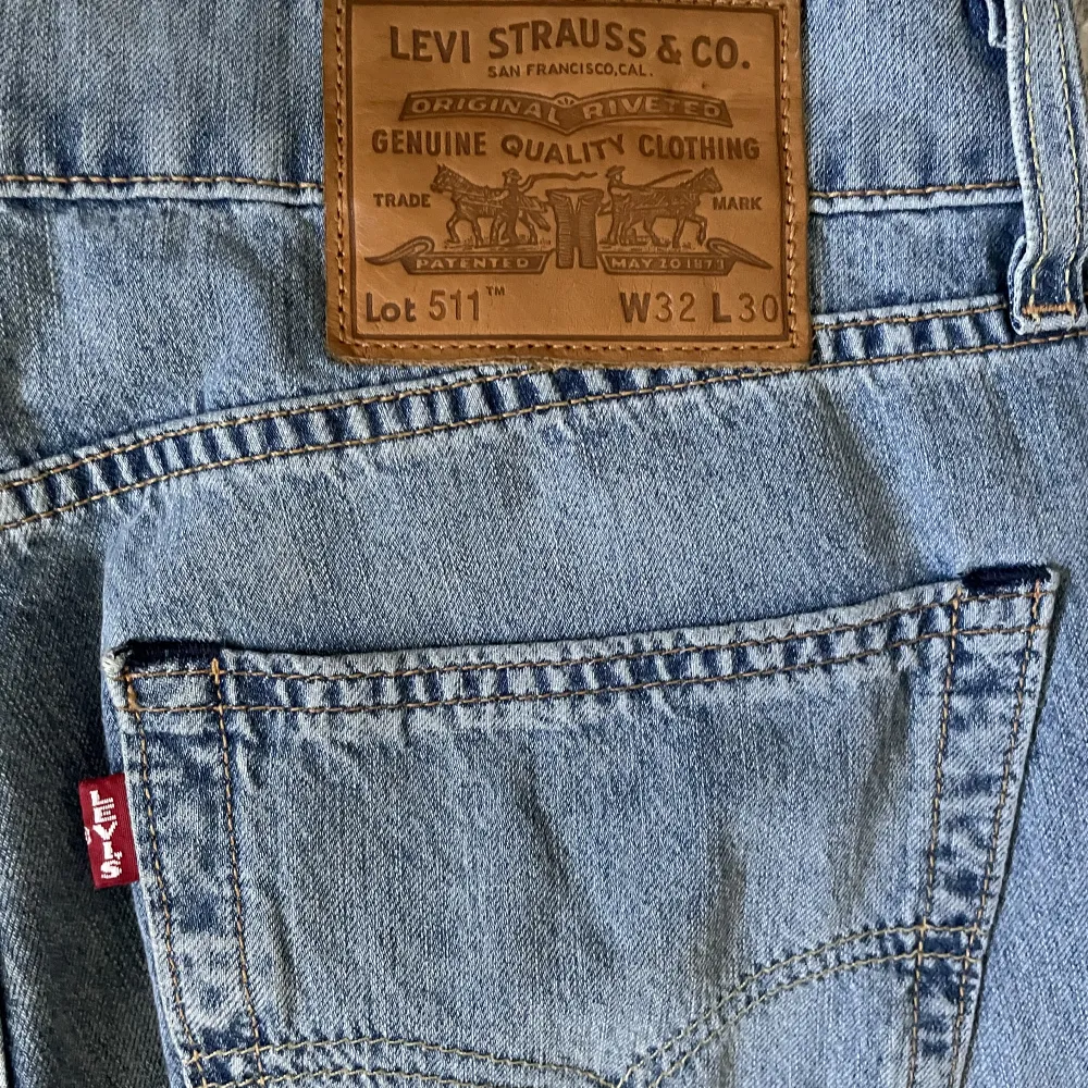 Äkta Levis Jeans  Skick 9/10  Storlek W32 L 30 . Jeans & Byxor.