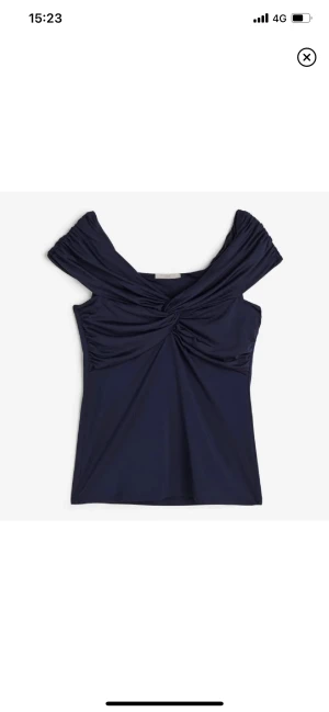 Topp - Jättecute topp som inte kommer till användning, prislappen är kvar på