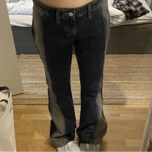 Weekday jeans  - Säljer dessa as snygga slutsålda weekday jeans!😍 Helt nya. Bilderna är lånade! Originalpriset är 649