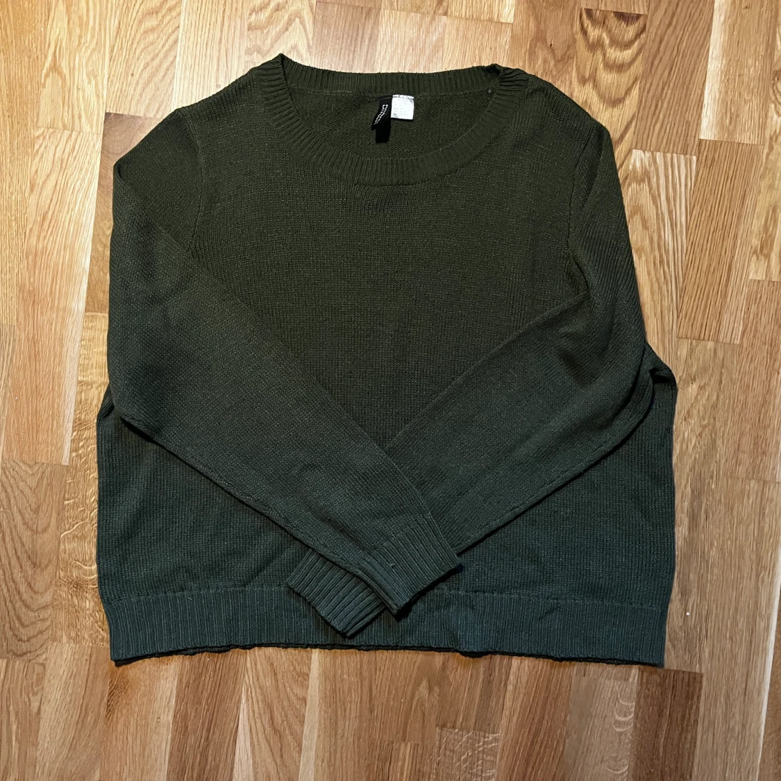 Grön stickad tröja!